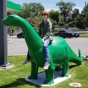 Meet your Posher, Riane